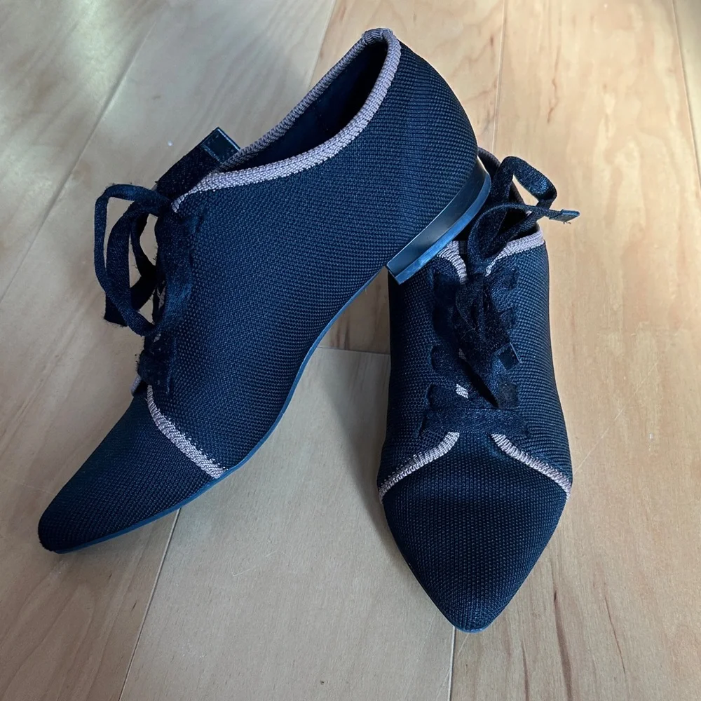 Black Women's Lace-Up Shoes - Picture 2 of 5